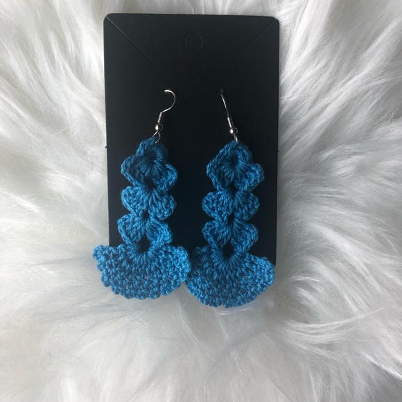 Crochet earrings - Picture 2 of 3